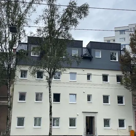 아파트 Neubauwohnung In - Sehr Zentral,gratis Parkplatz Und Balkon