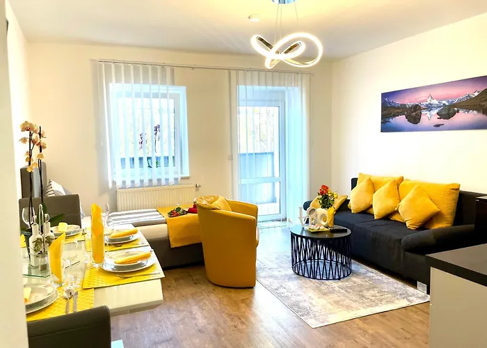 Neubauwohnung In - Sehr Zentral,gratis Parkplatz Und Balkon