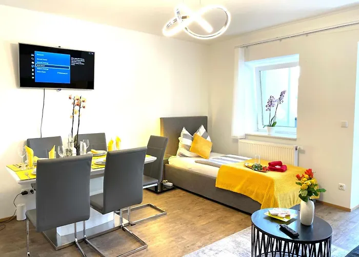 Neubauwohnung In - Sehr Zentral,gratis Parkplatz Und Balkon * Linec