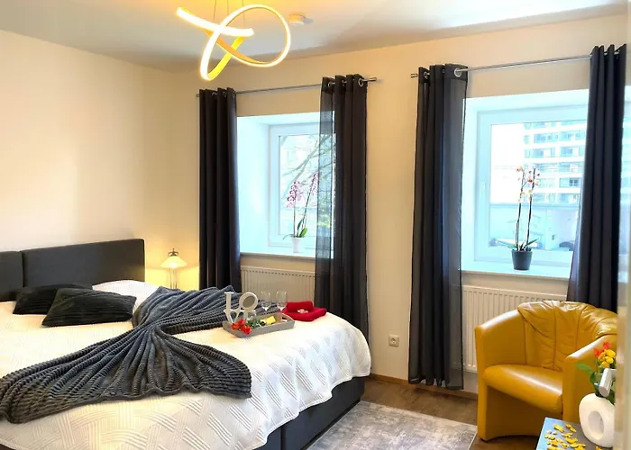 Neubauwohnung In - Sehr Zentral,gratis Parkplatz Und Balkon Linec