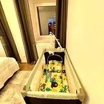 Neubauwohnung In - Sehr Zentral,gratis Parkplatz Und Balkon * Linz