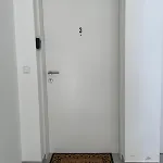 Neubauwohnung In - Sehr Zentral,gratis Parkplatz Und Balkon Appartement